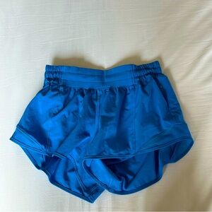 Lululemon hotty hot poolside shorts low rise 2.5